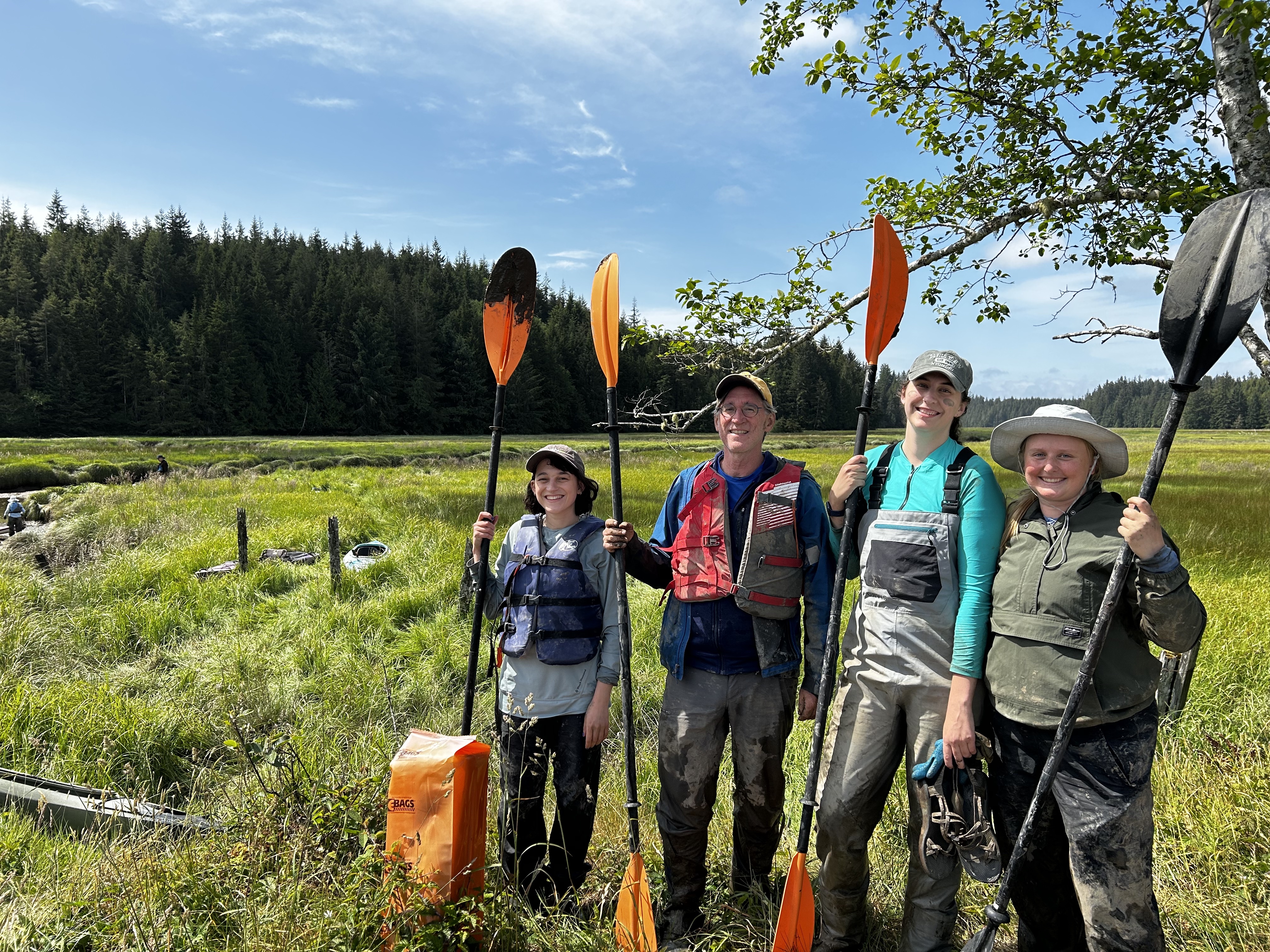 FaSST lab group (Anna Ledeczi, Harold Tobin, Alysa Fintel, and Madeleine Lucas) on a field trip to see tsunami deposits at Willapa Bay, WA.